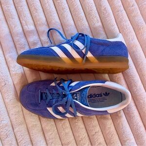 adidas Gazelle Indoor — Blue Fusion Gum (US Women’s) Size 7.5